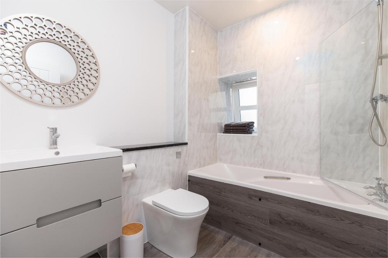 City Centre 2 Bedroom Flat เพิร์ท ภายนอก รูปภาพ